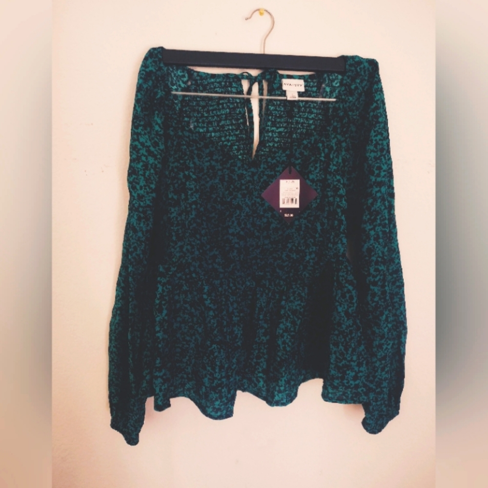 Target summer blouse ,very light weight  nwt ,oversized